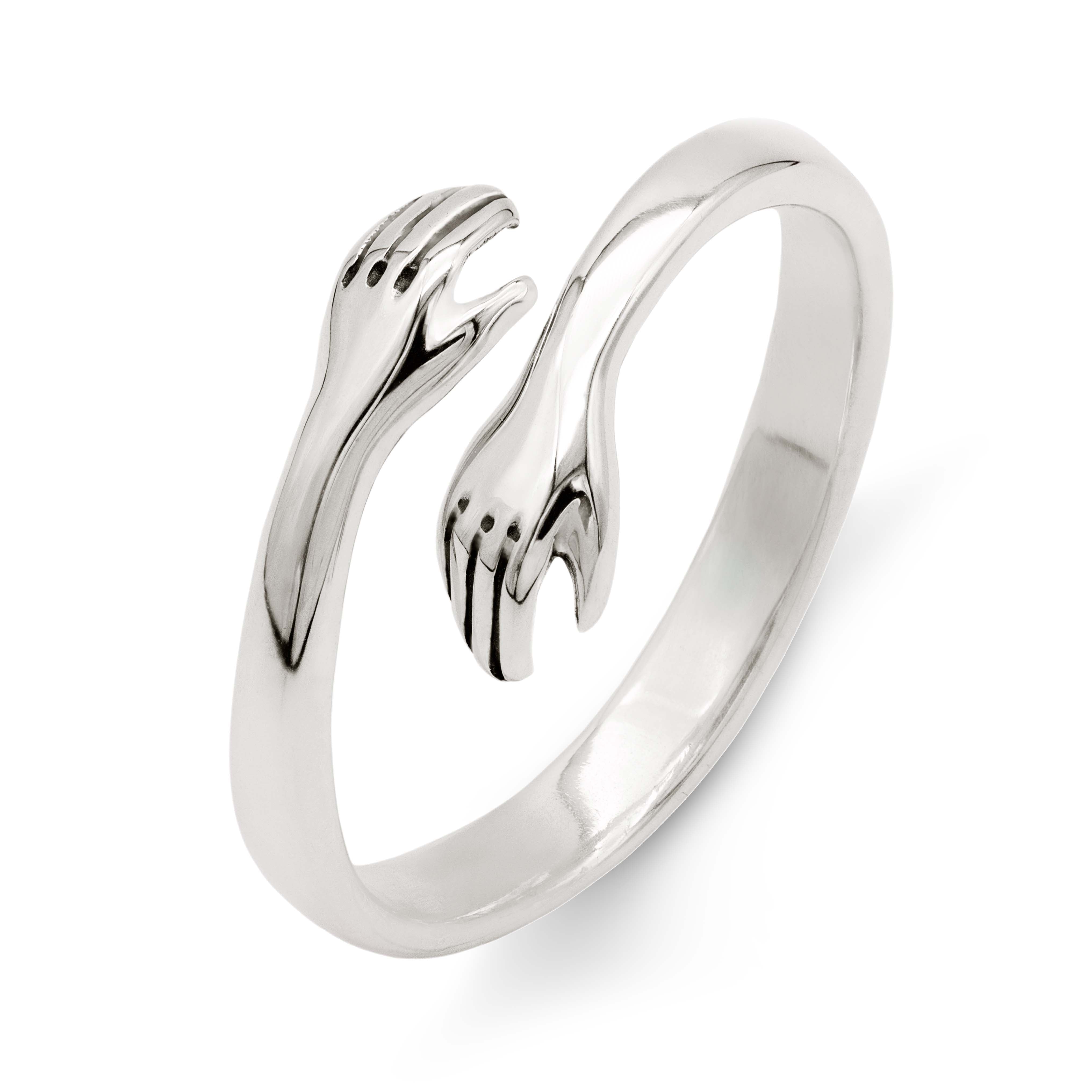 Hug ring design Clearance